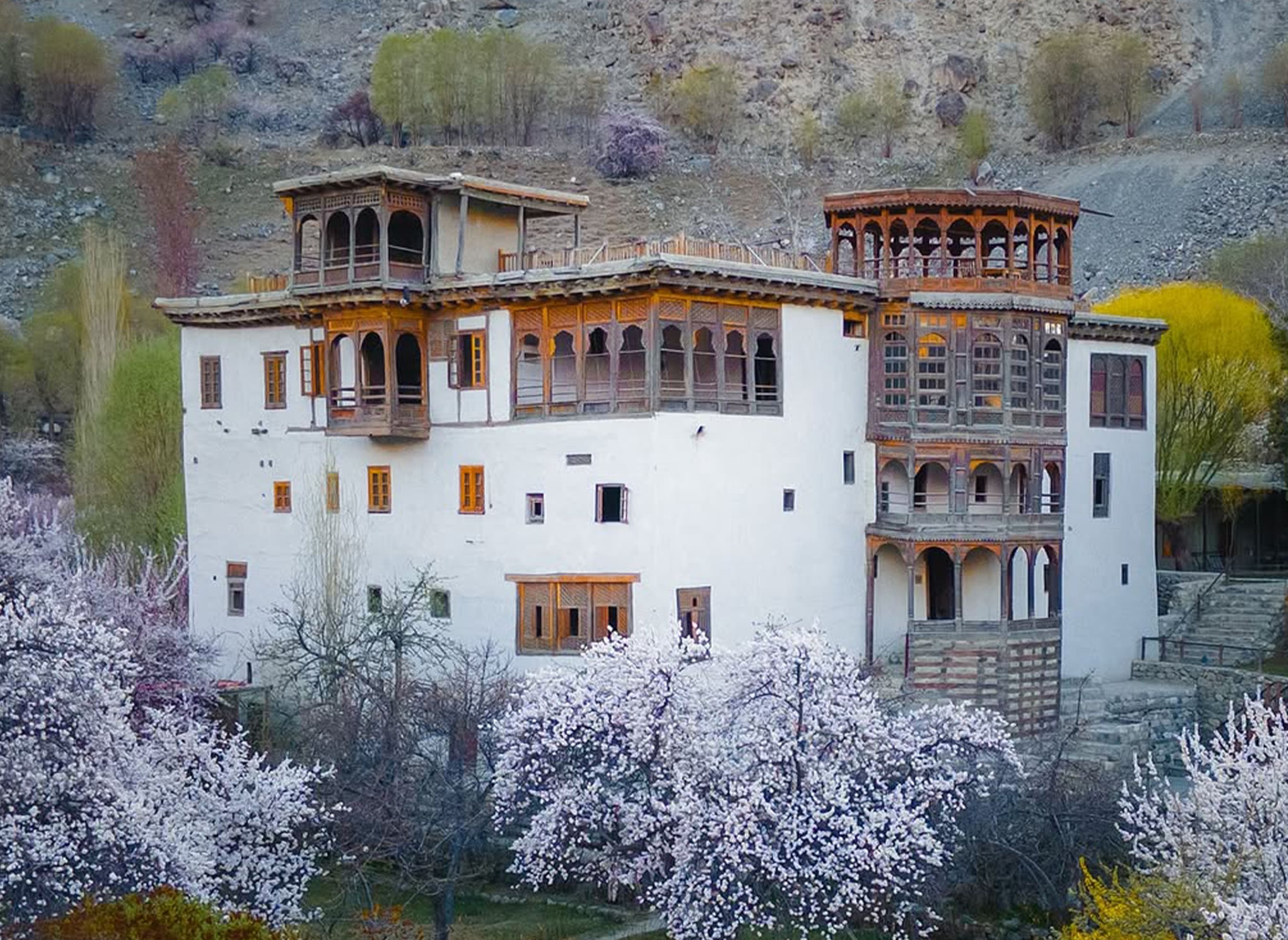 Skardu, Deosai & Manthoka Waterfall