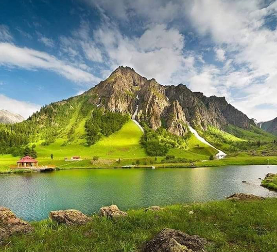 Minimarg & Deosai Plains - Families Only